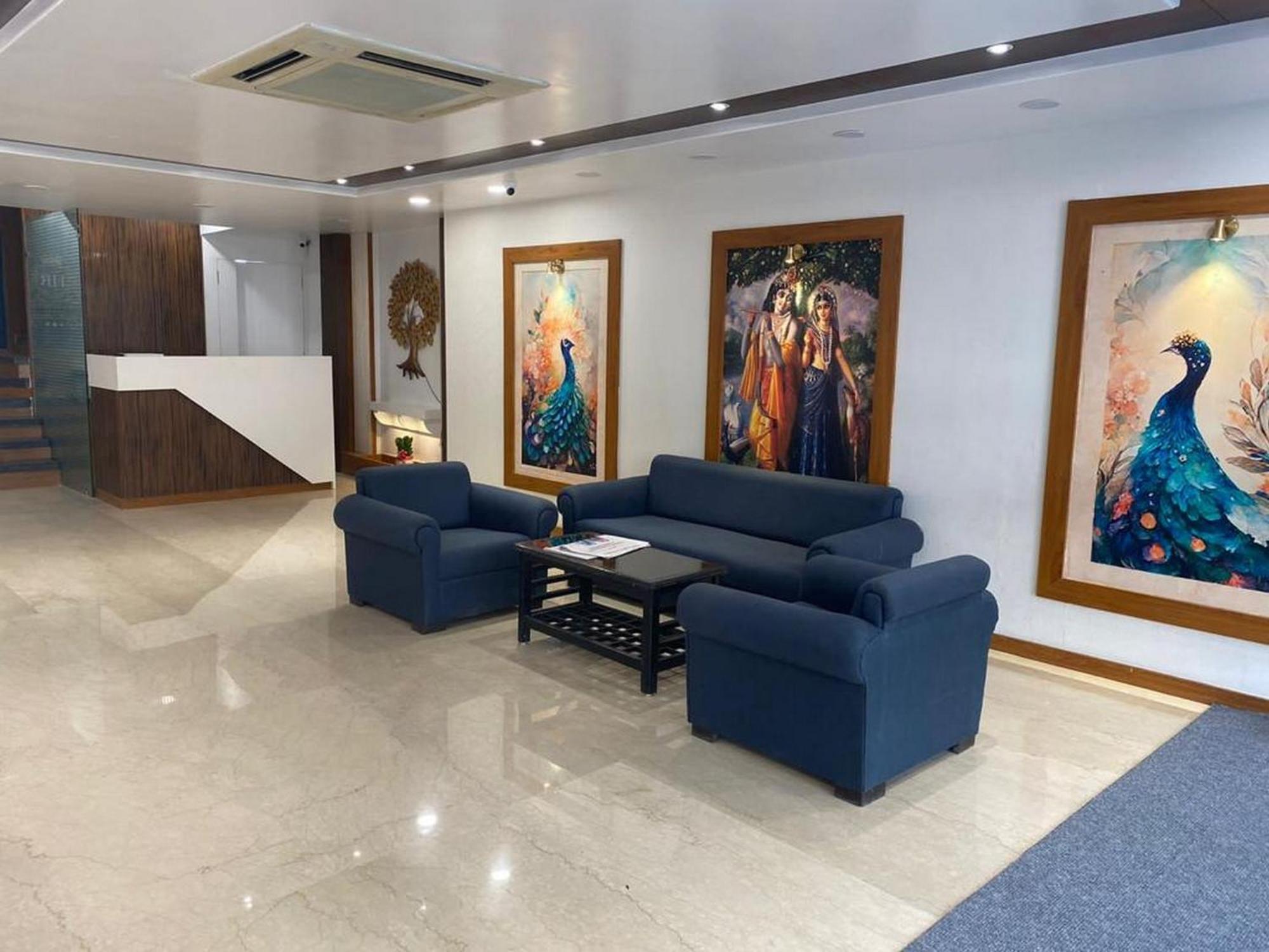 Hotel Eleven Heights Bhopál Kültér fotó