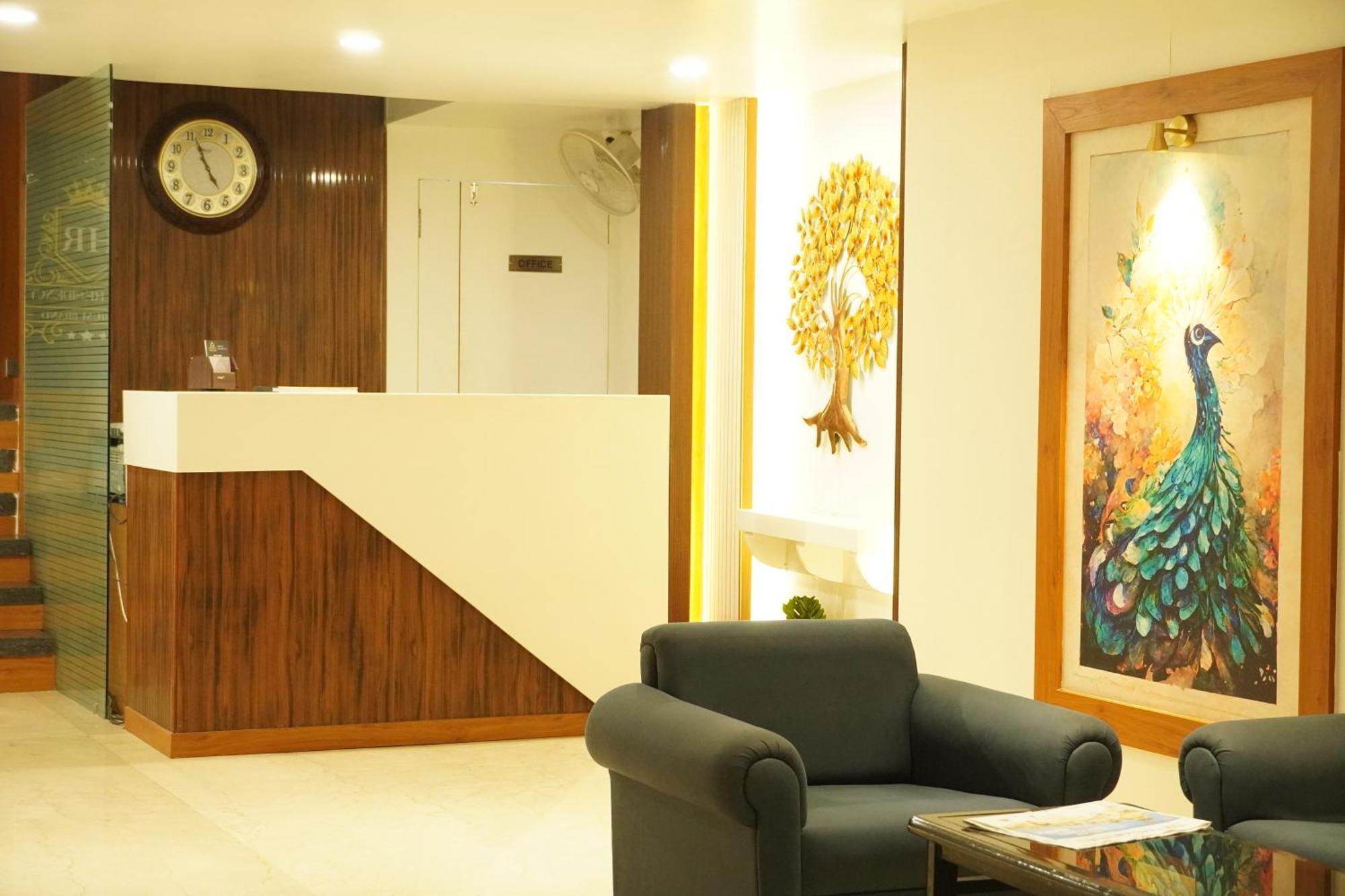 Hotel Eleven Heights Bhopál Kültér fotó